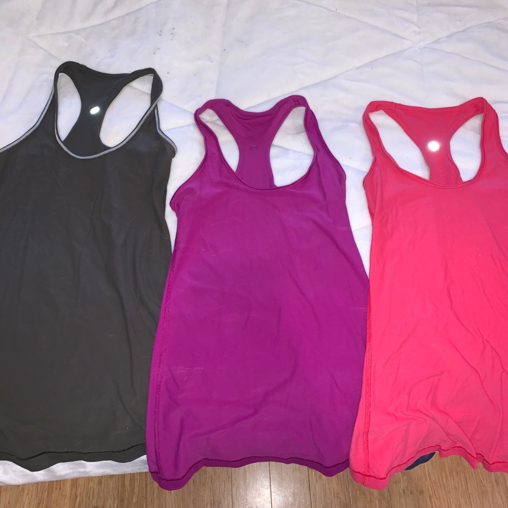 lululemon tanktops!